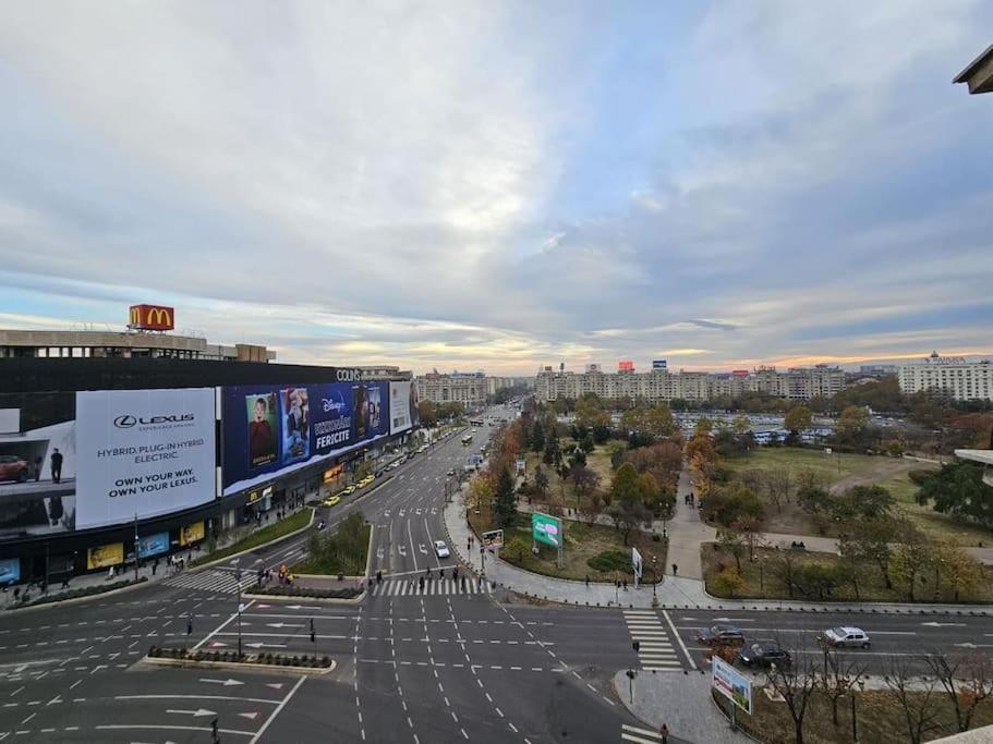 Ultra Central Luxury 3Br 2Bath Apt & Amazing Views Бухарест Екстер'єр фото